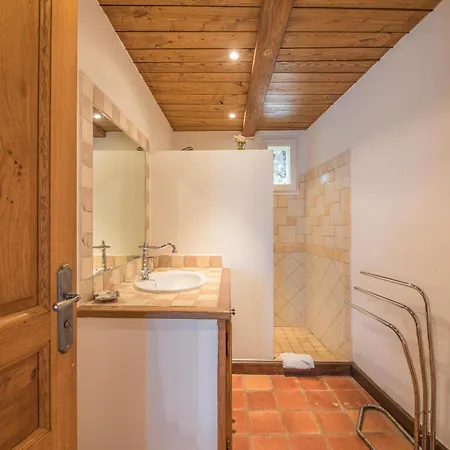 Tavara Vecchio Villa *